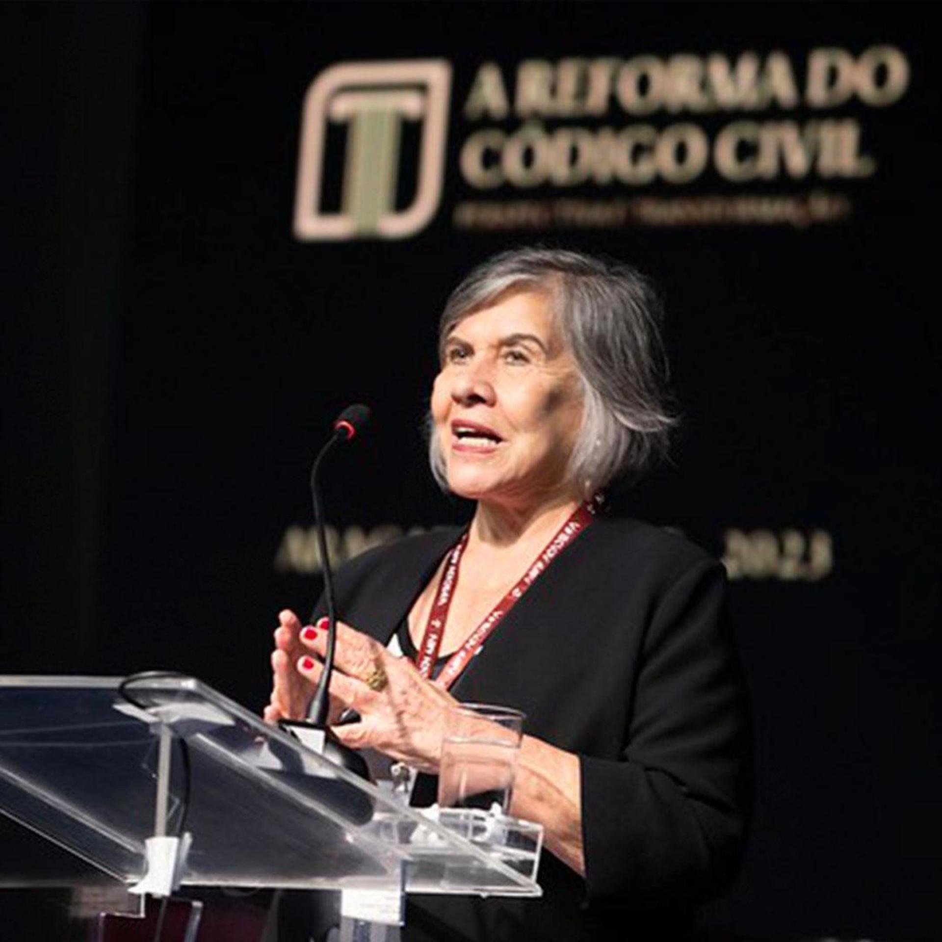 Maria Berenice Dias destaca desafios de gênero e família na reforma do Código Civil