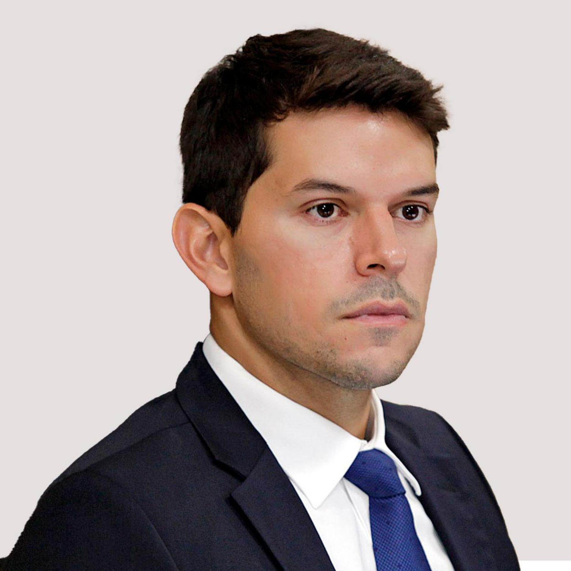 Dr. Alisson Carvalho