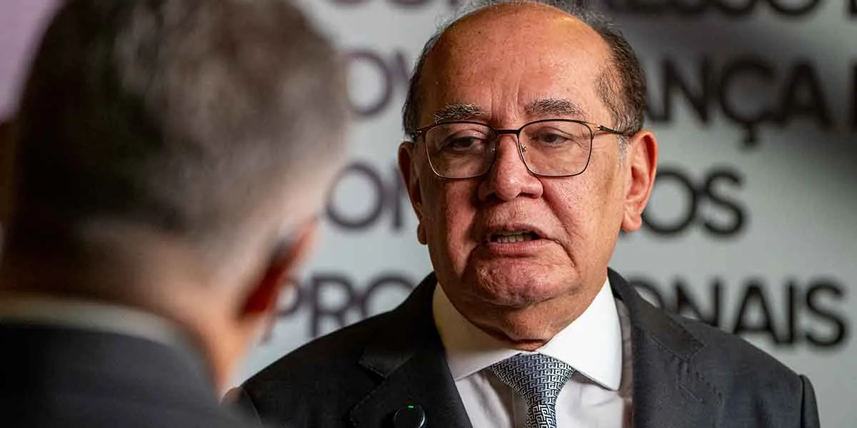 Gilmar Mendes defende regime híbrido dos Conselhos